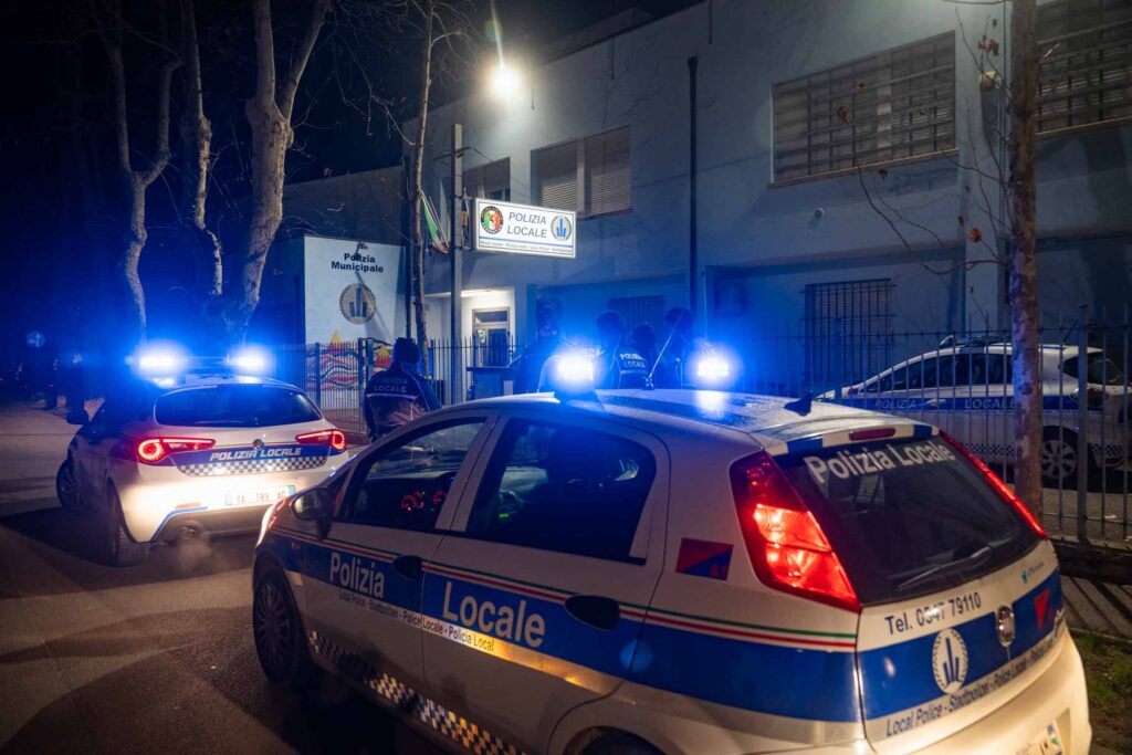 polizia locale notte