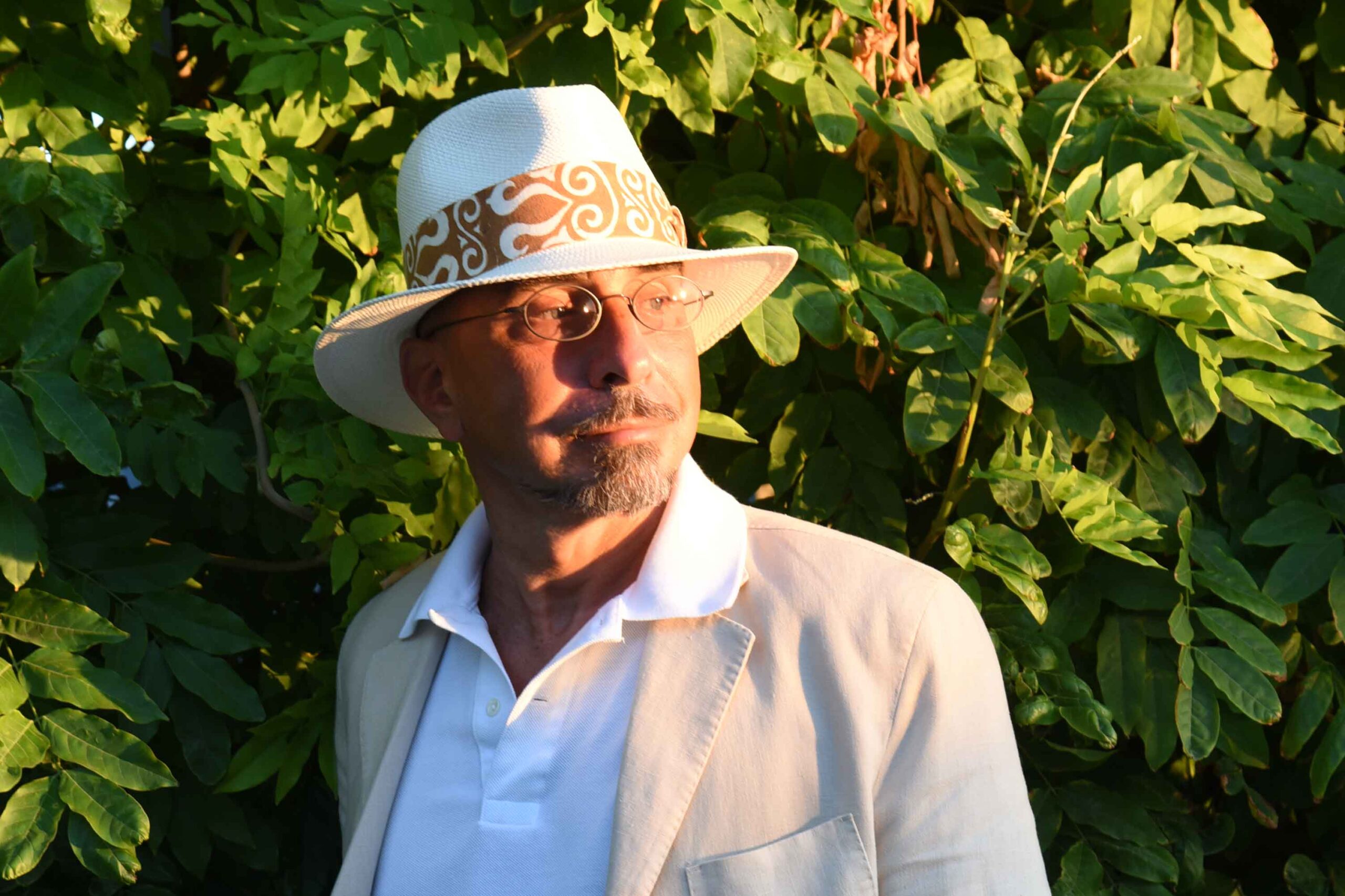 Rosso Veneziano, il romanzo di un dandy a Cesenatico
