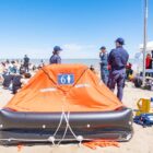 guardia costiera lezione in spiaggia