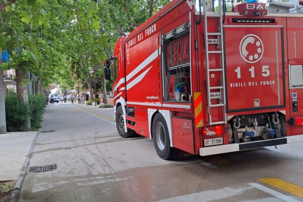 Incendio//San Mauro Mare