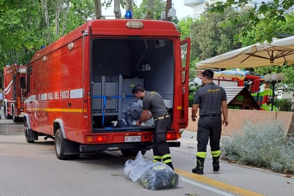incendio//San Mauro mare