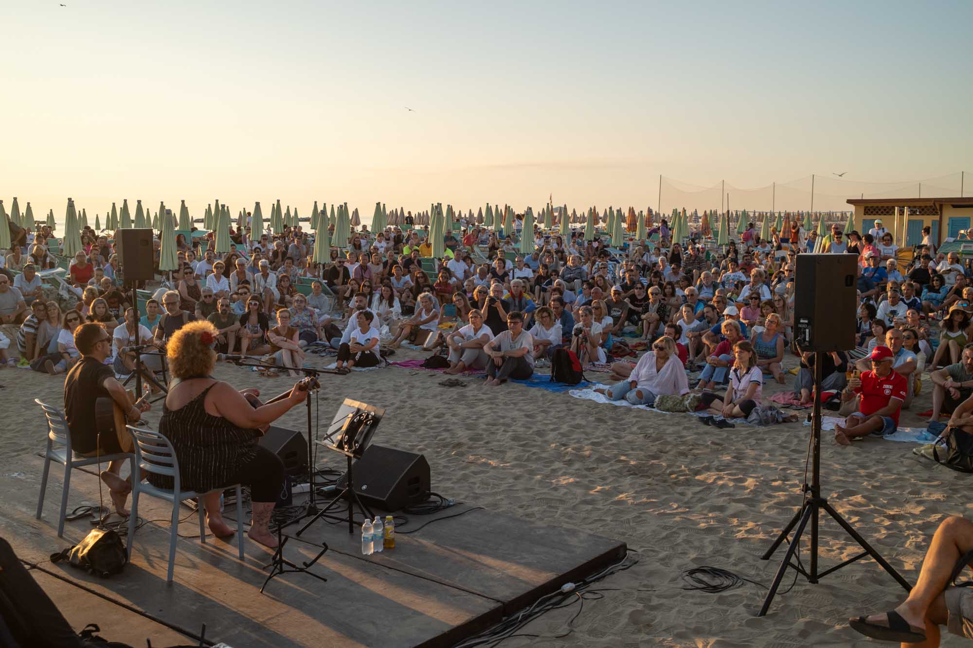 Concerti all’alba, inizio con un pienone mai visto