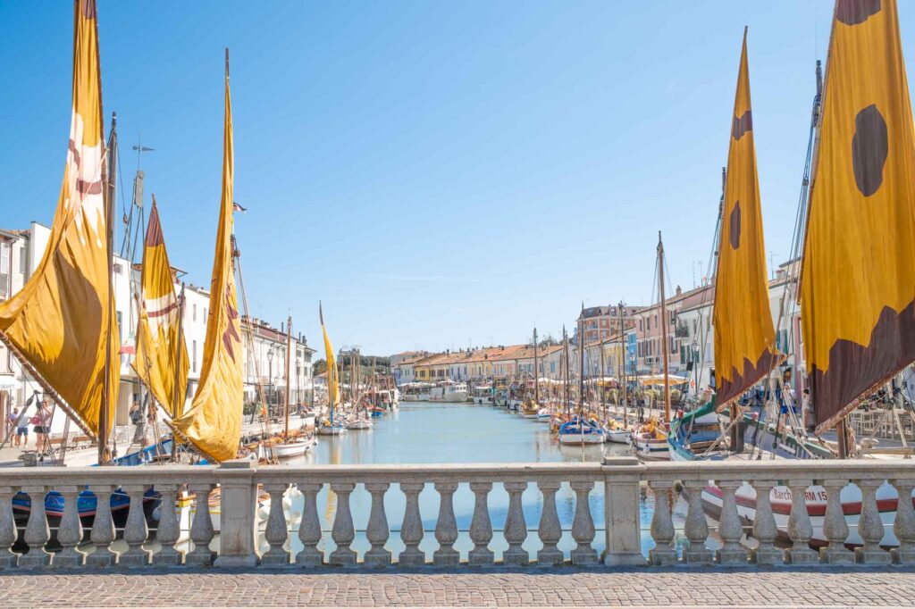 cesenatico estate porto canale