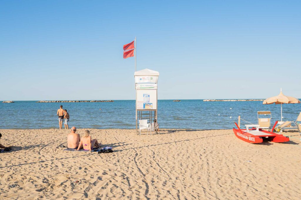 spiaggia assenza salvataggio