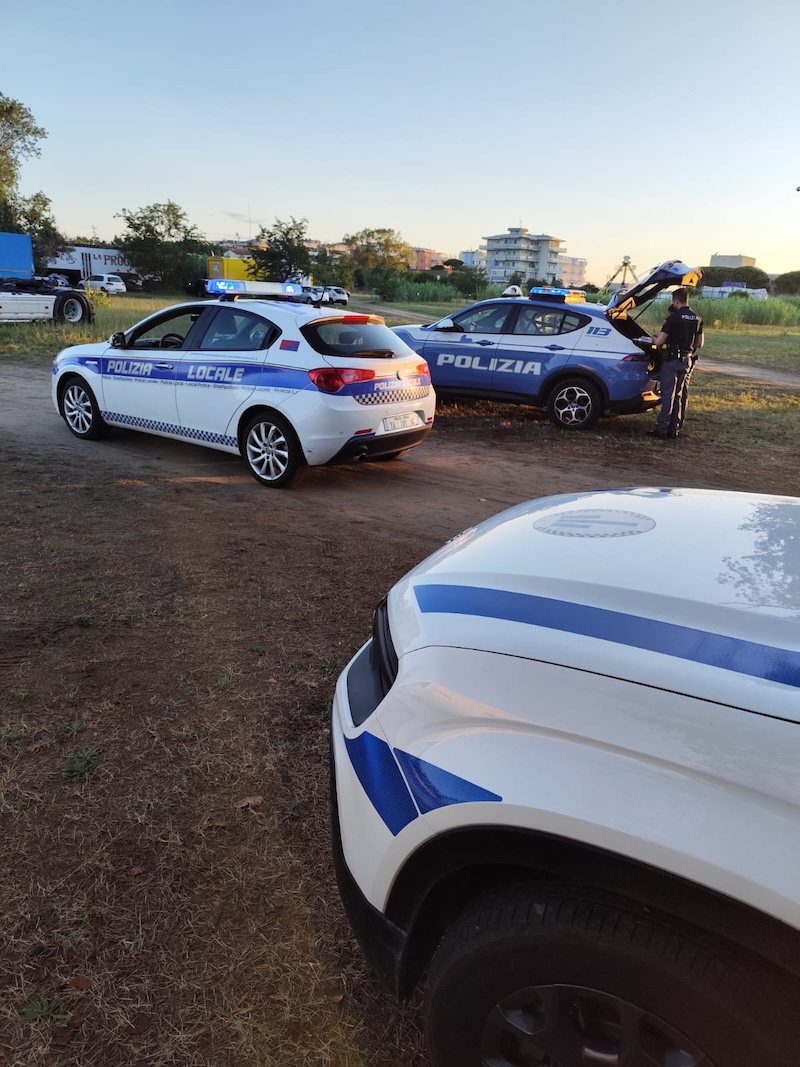 Movida selvaggia e hotel abbandonati, i contrii della Polizia