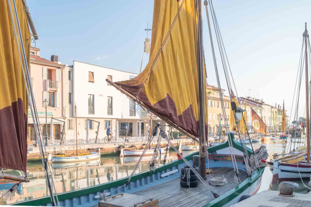 cesenatico porto canale vele al terzo