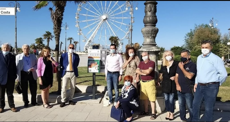 inaugurazione piazza Costa defibrillatore