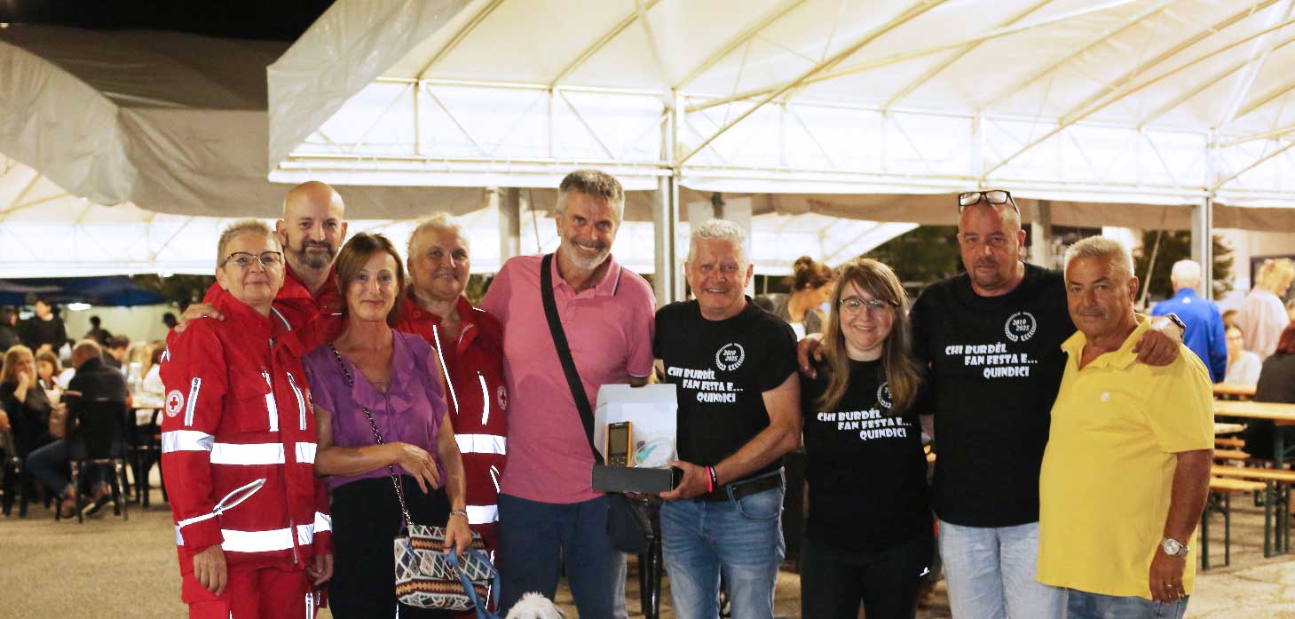 Chi Burdel regalano saturimetro ai volontari Cri