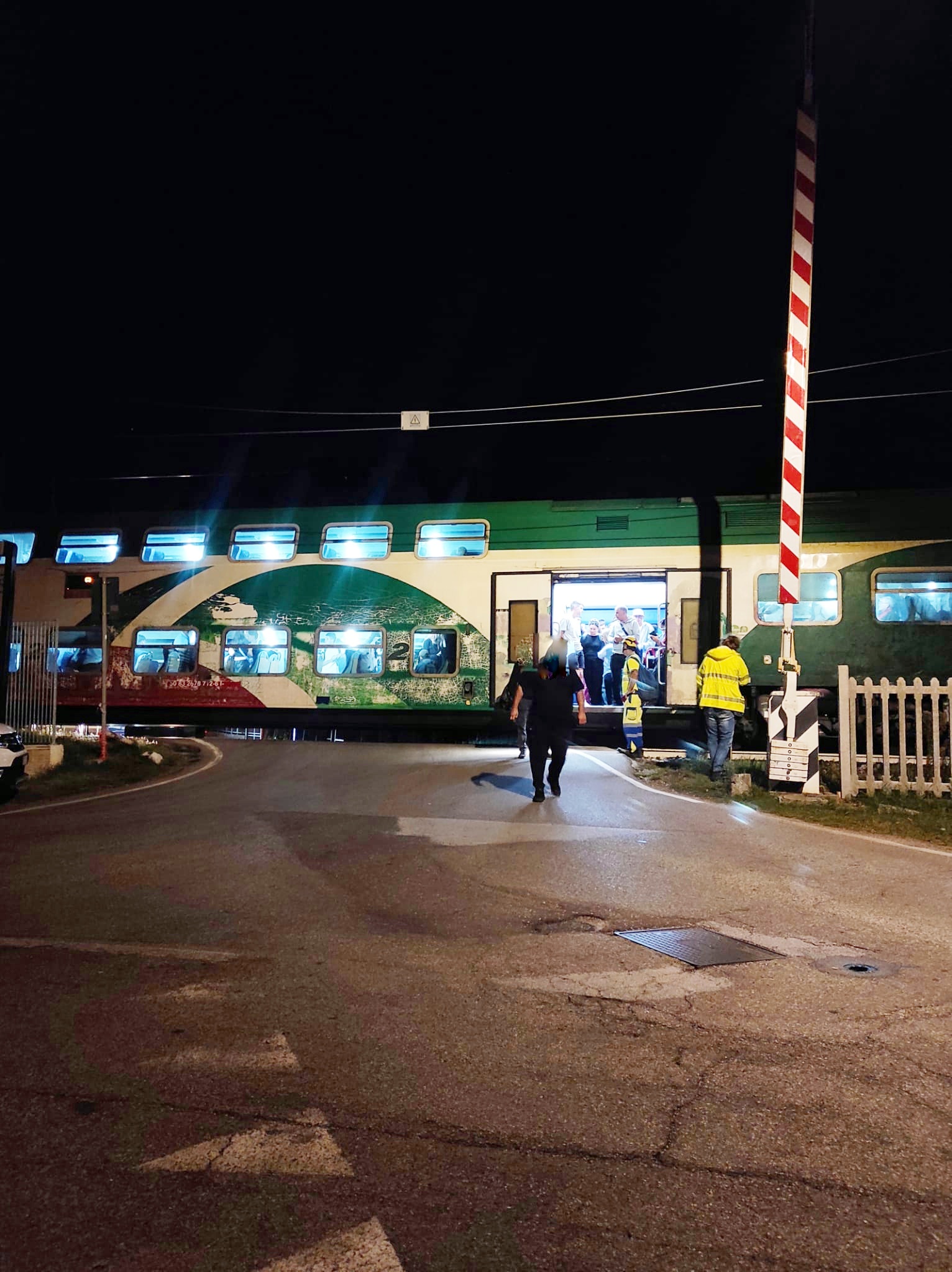 Persona investita. Treno fermo tra Cesenatico e Cervia