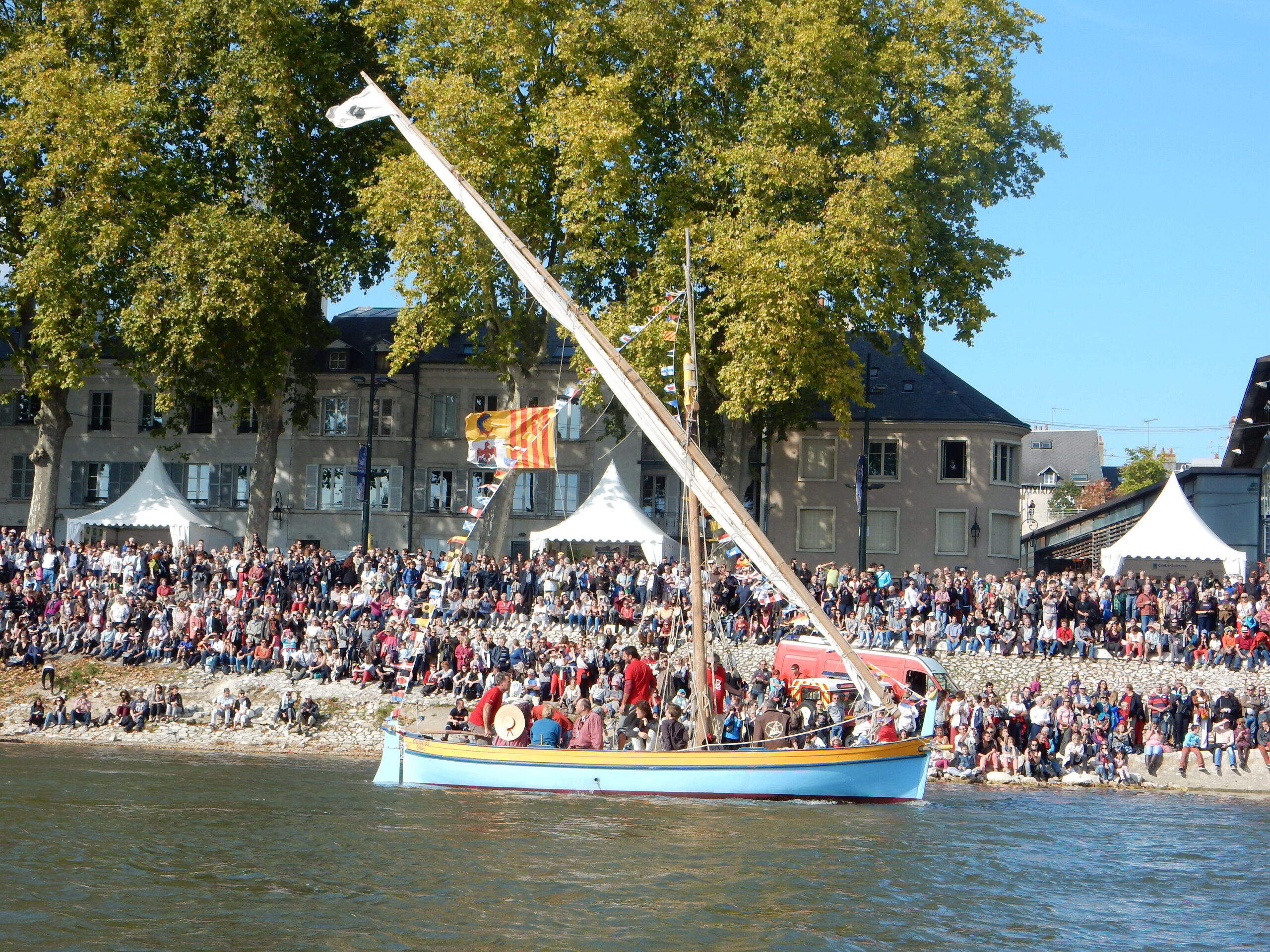 Vele al terzo protagoniste al festival di Orleans