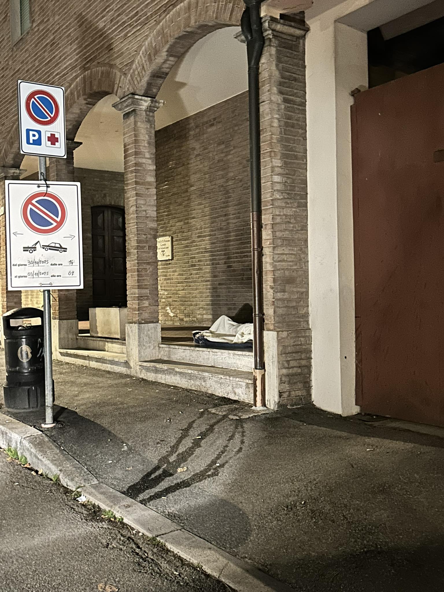 dormitorio porticato