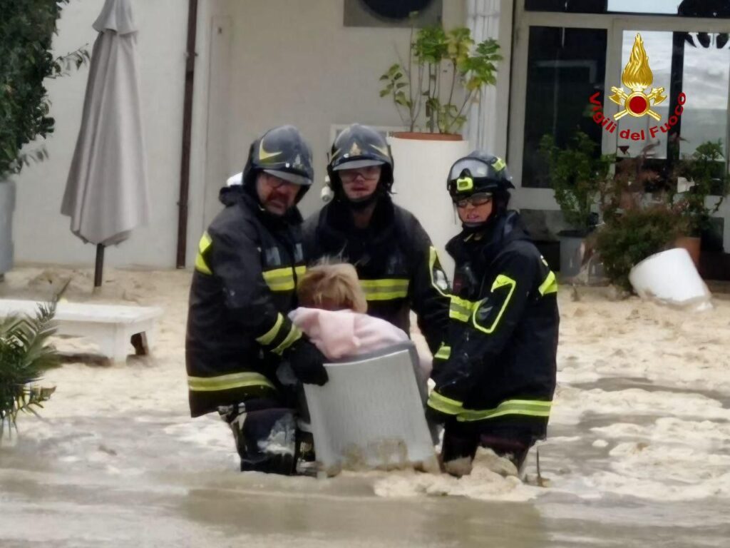 vigili del fuoco soccorso disabile