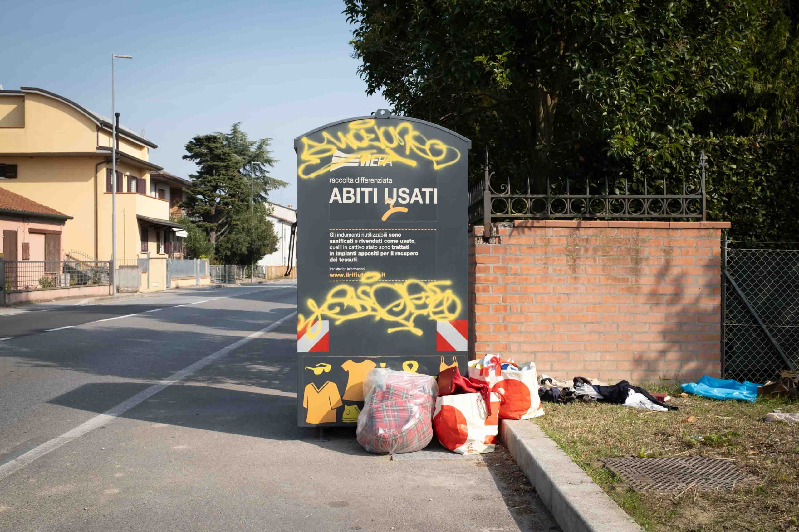 cassonetti abiti