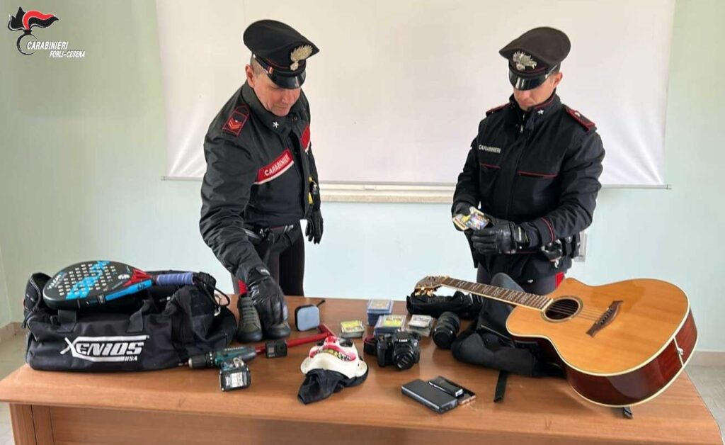 refurtiva furti carabinieri pokemon