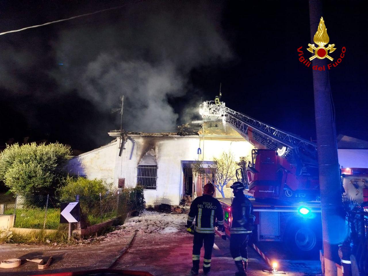 vigili del fuoco incendio via brusadiccia