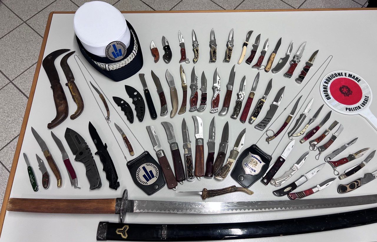 coltelli armi