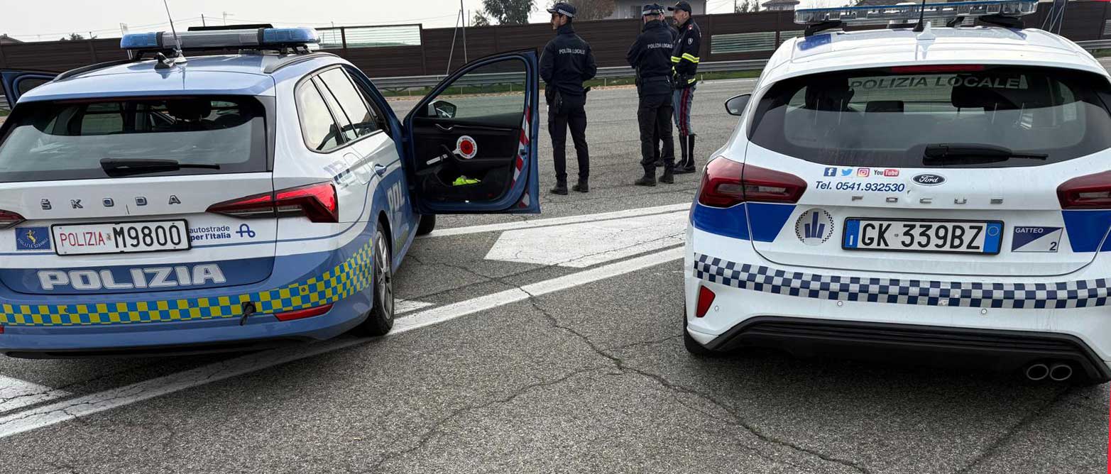polizia locale gatteo fuga alt