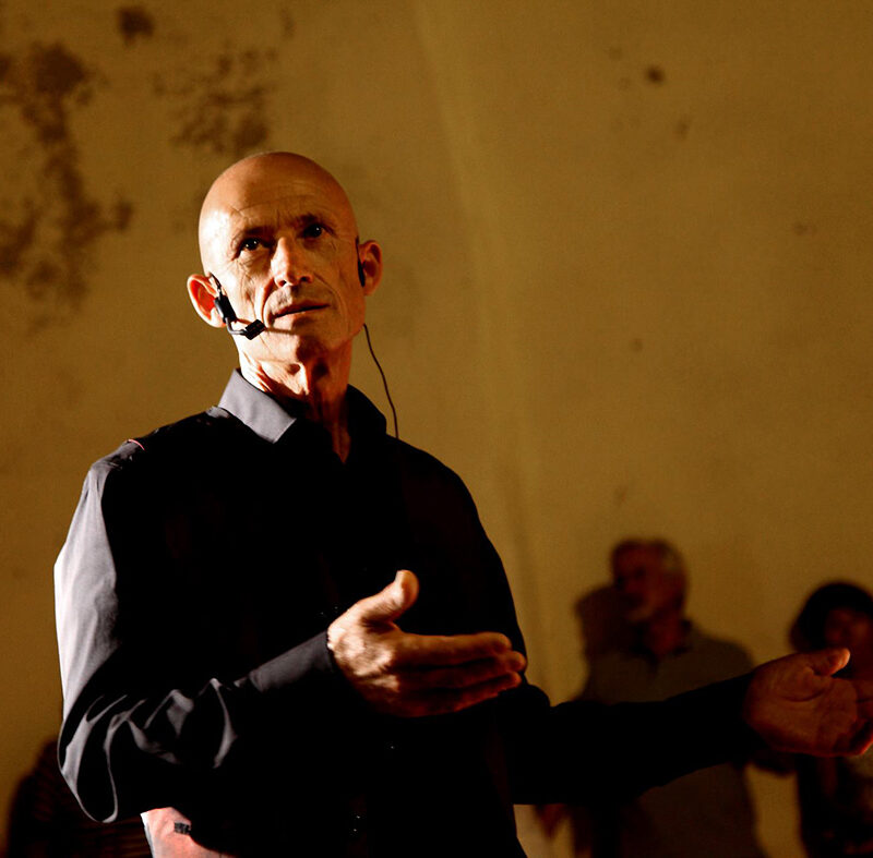 presentazione libro lorenzo scarponi