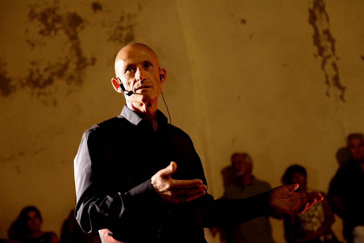 presentazione libro lorenzo scarponi