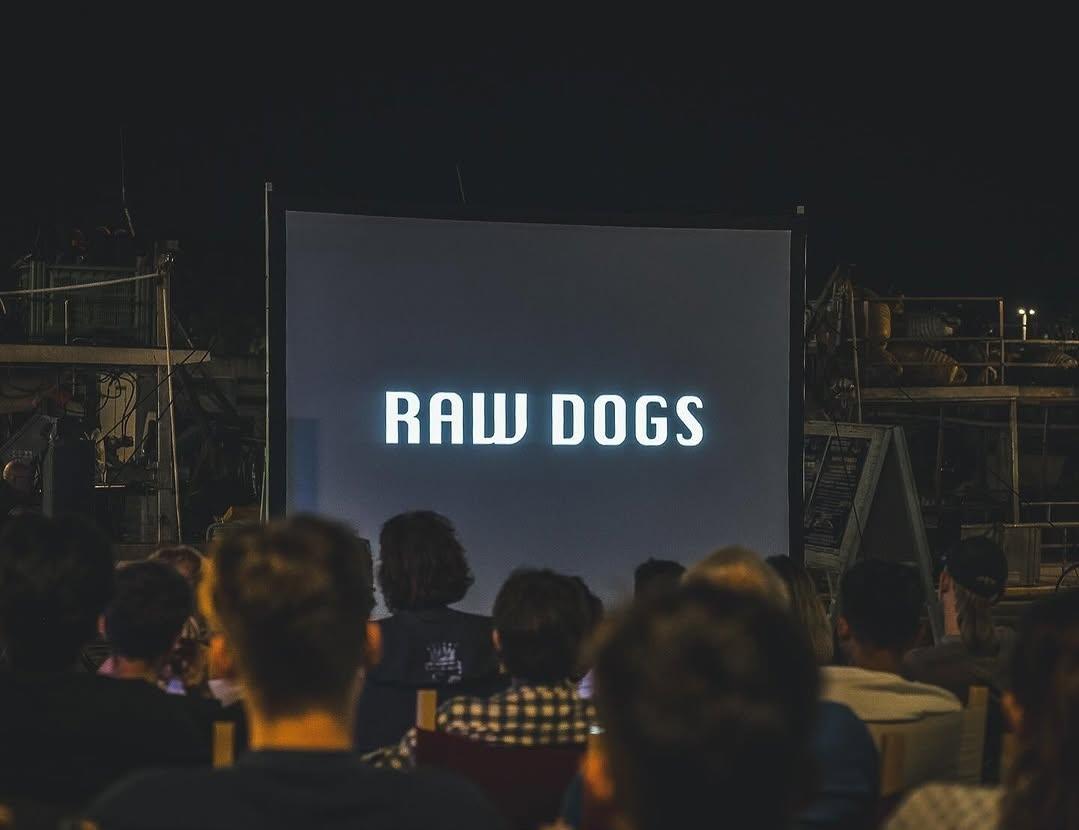 raw dogs
