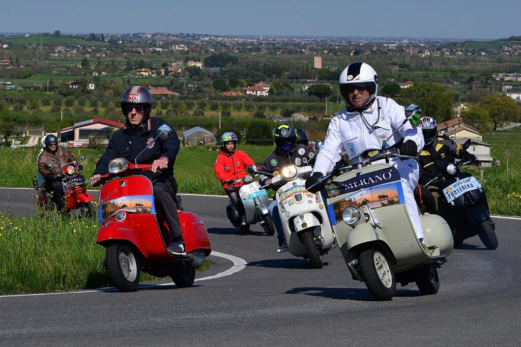 giornata internazionale della vespa