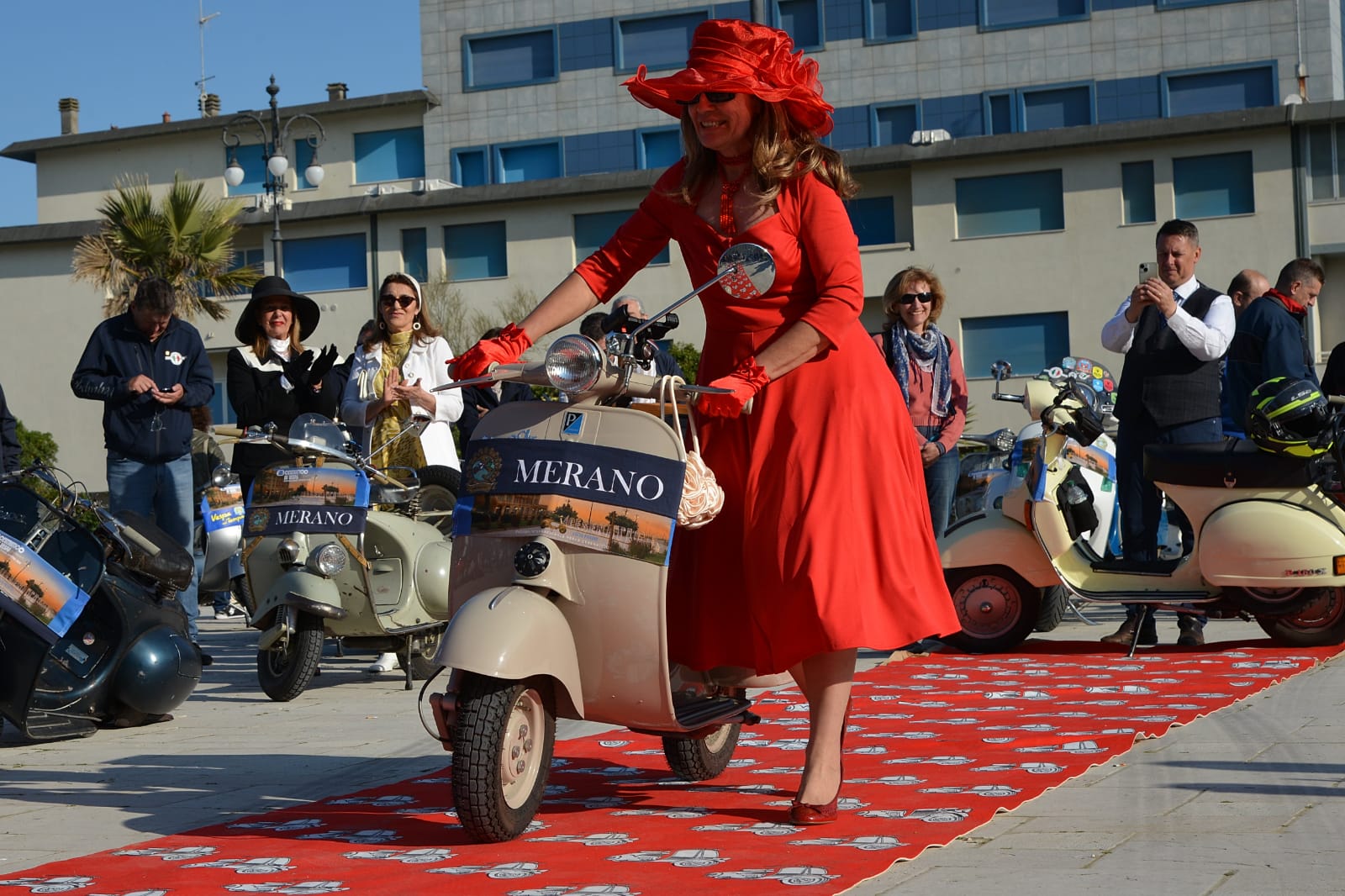 giornata internazionale della vespa