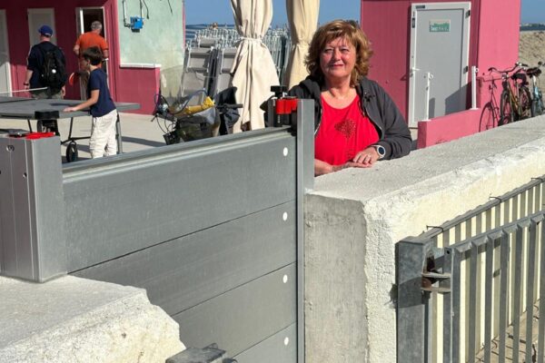 a077ad5c-5db6-49af-b088-541309fb0bdd