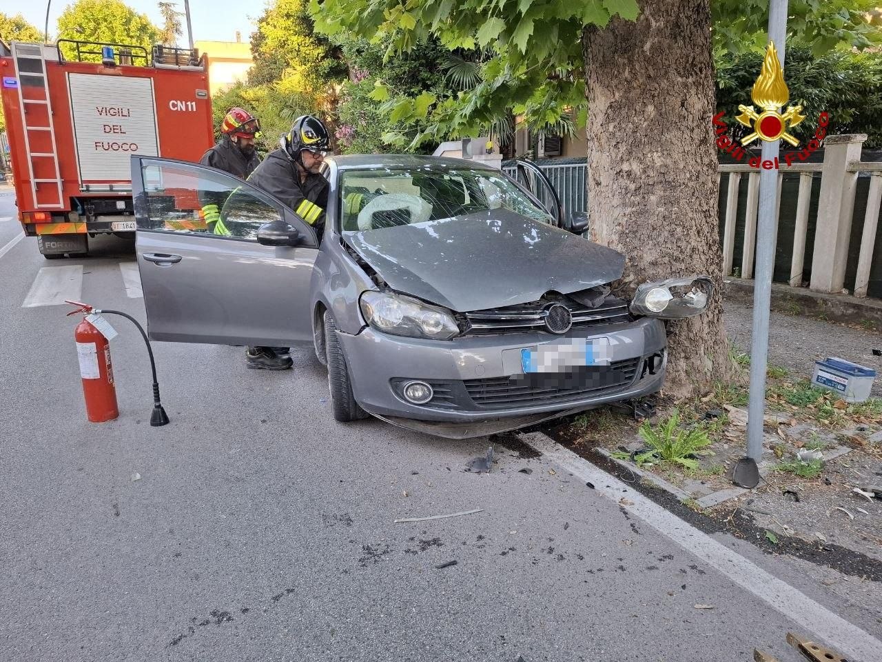 vigili sel fuoco cesenatico incidente auto san mauro