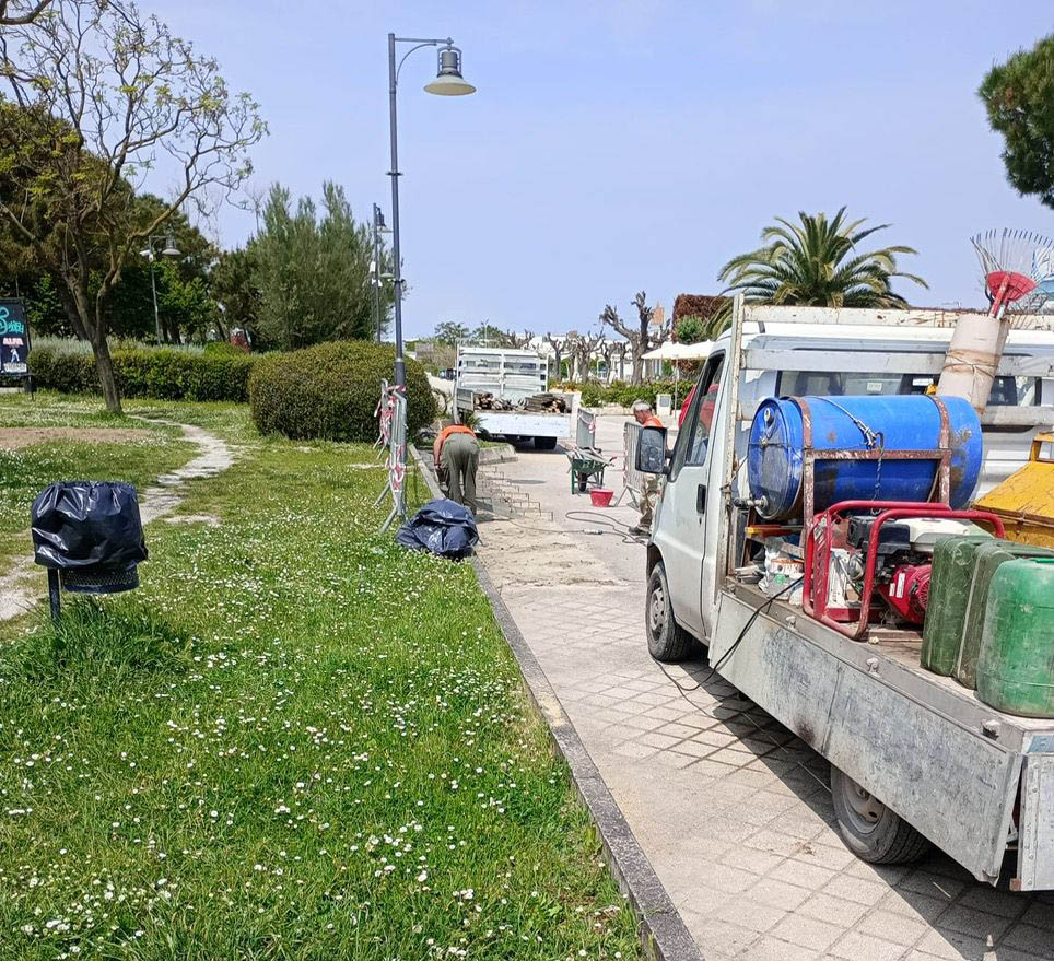 manutenzione giardini al mare