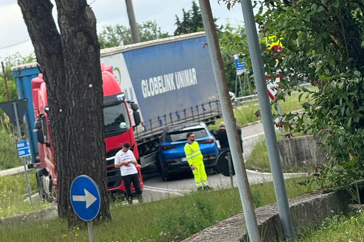 incidente svincolo viale torino