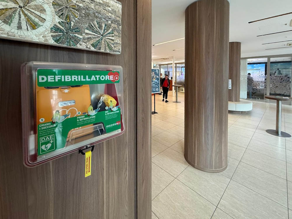 nuovi defibrillatori romagna banca