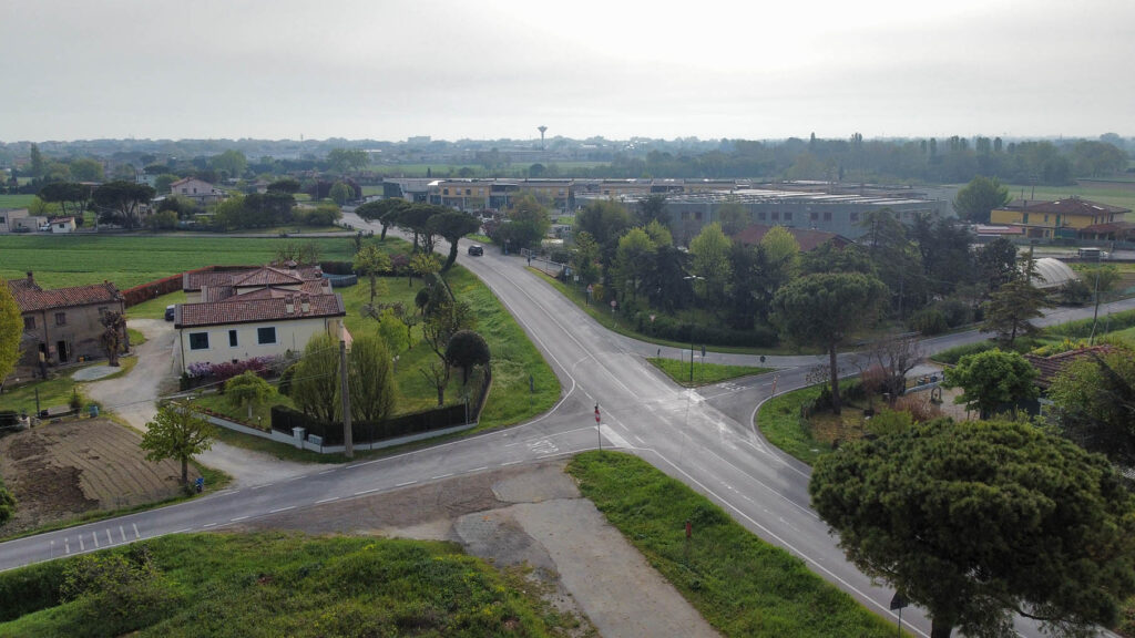 via fiorentina rotonda con drone
