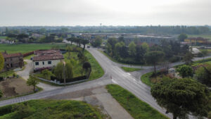 via fiorentina rotonda con drone