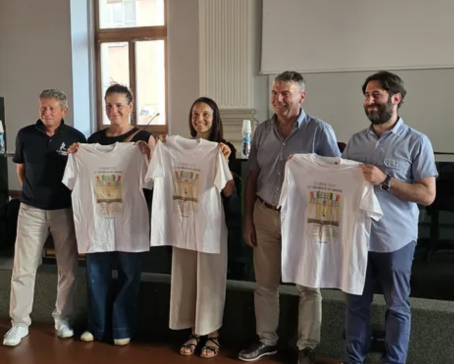 Maglietta celebrativa di Francesca Montalti notturna di San Giovanni