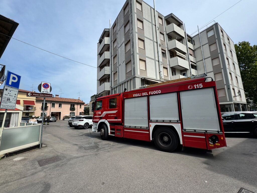 vigili del fuoco vigili del fuoco