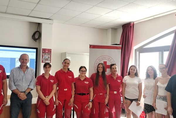 cri croce rossa borse studio