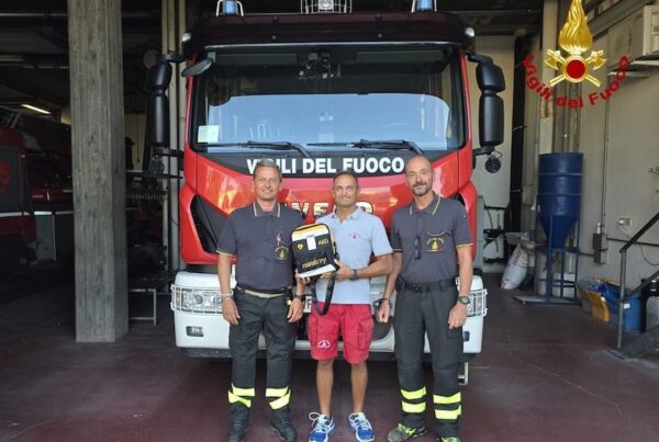 vigili del fuoco - defibrillatori