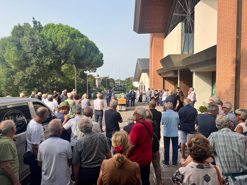 funerali walter rocchi funerali walter rocchi