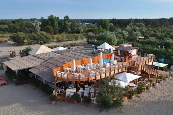 Articolo terrazze 2 lastrico solare stabilimenti balneari Cesenatico