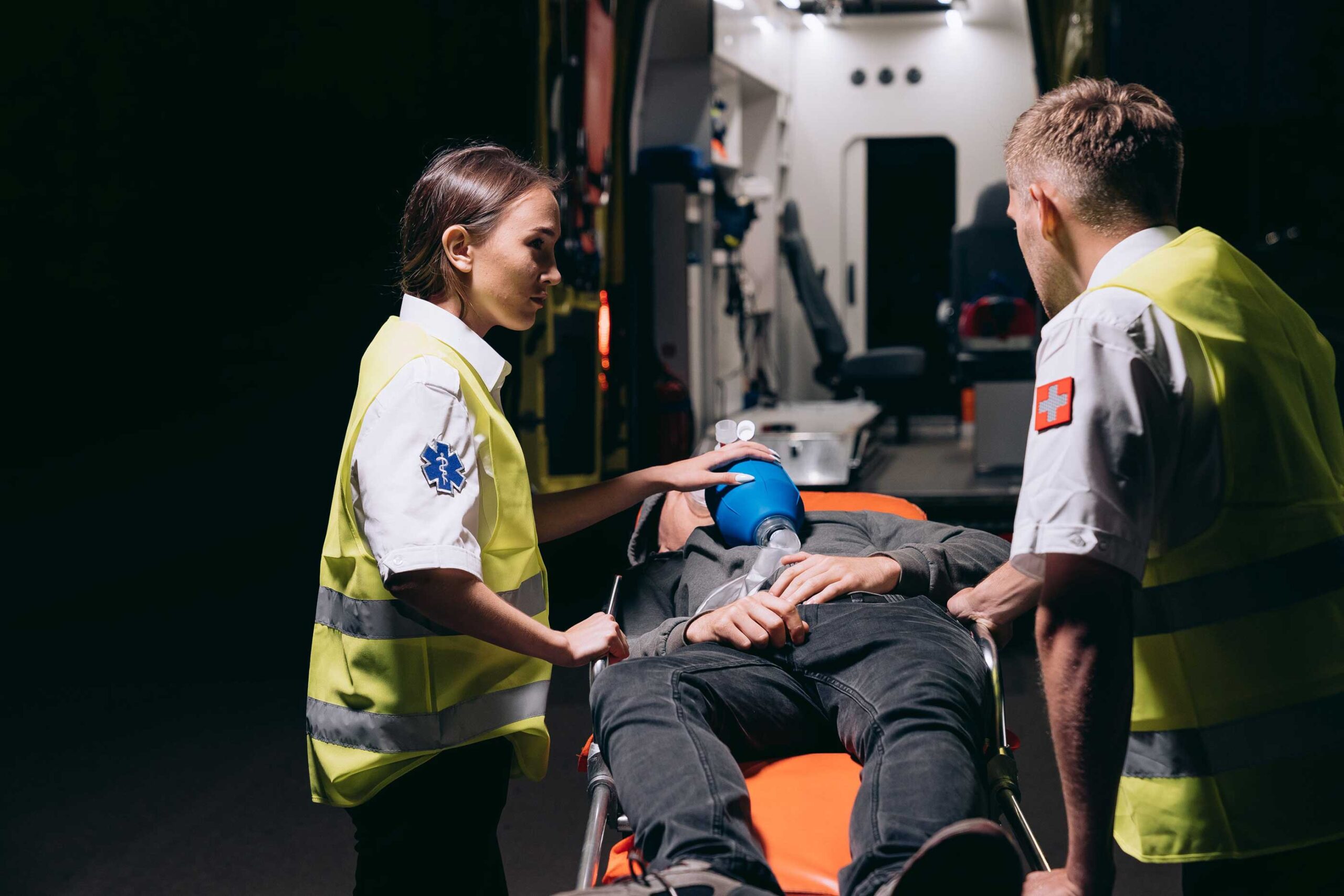 ambulanza accoltellamento