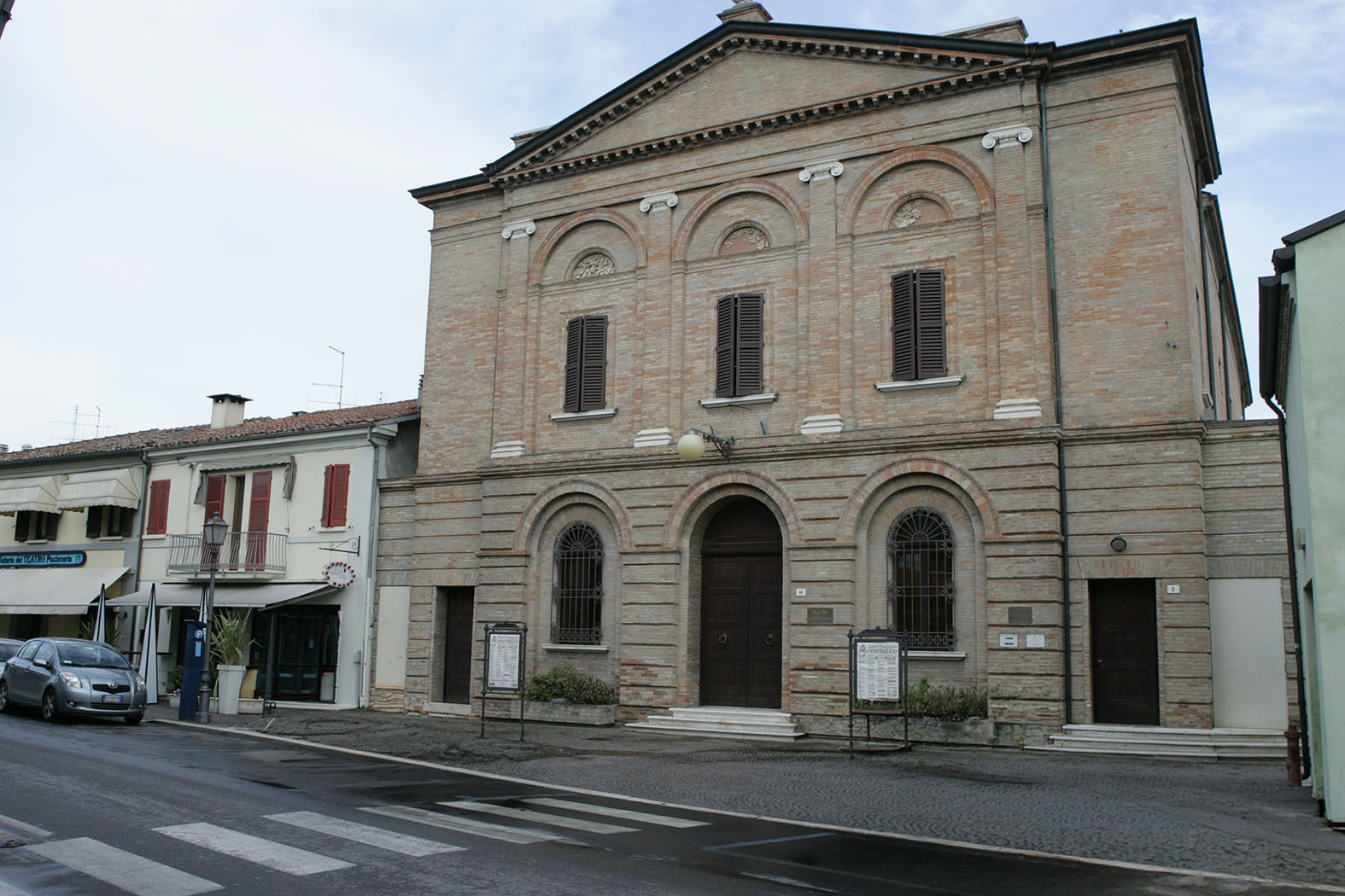 teatro di cesenatico